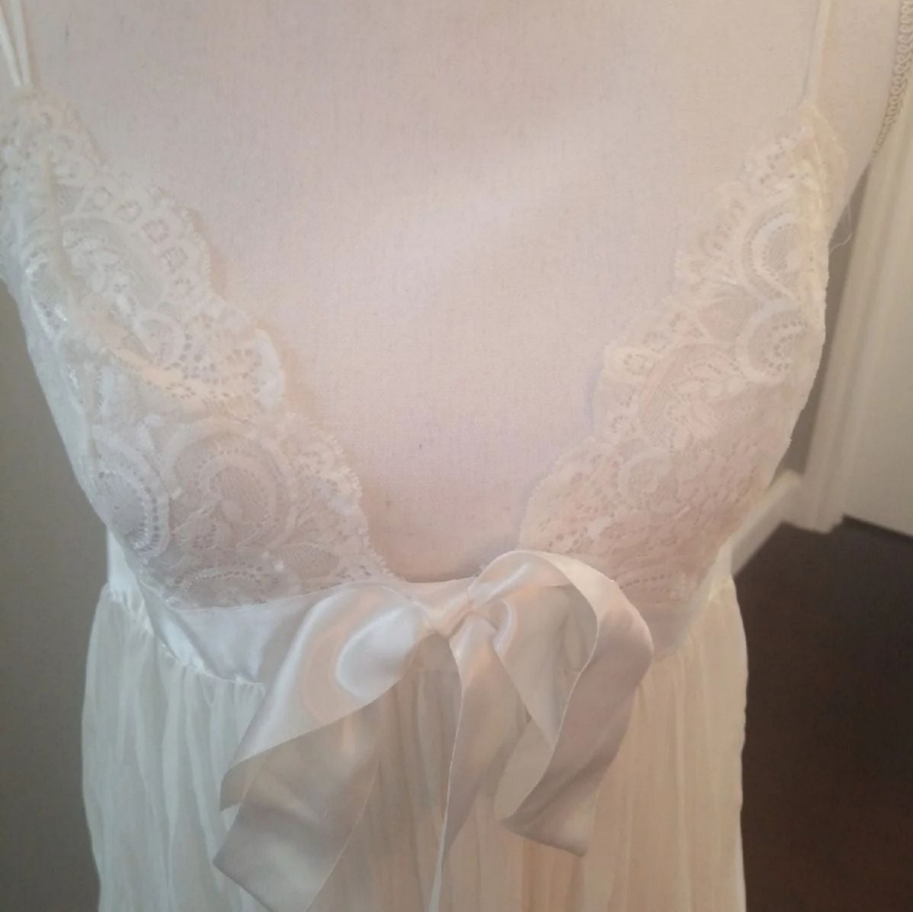 Victoria's Secret white teddy
